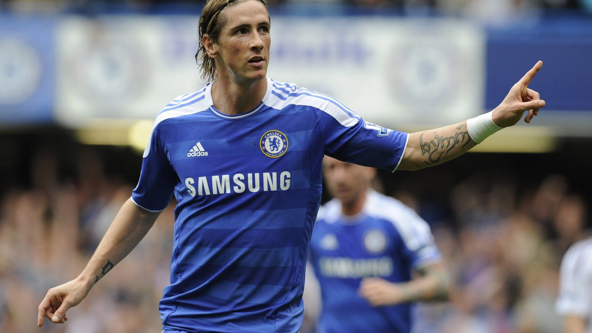 爱游戏app下载-“华金·托比利亚的攻守兼备，成为美洲狮队不可忽视的存在”